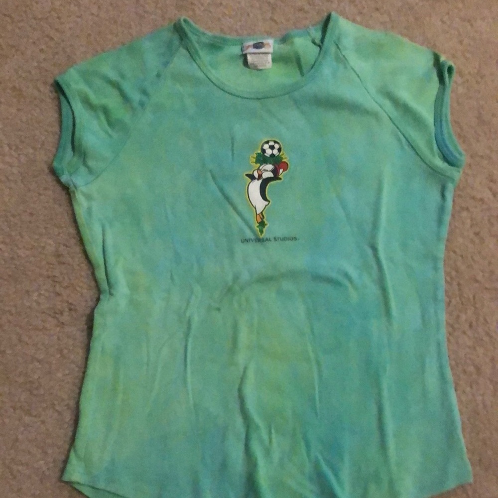 Vintage green Universal Studios t-shirt size M
